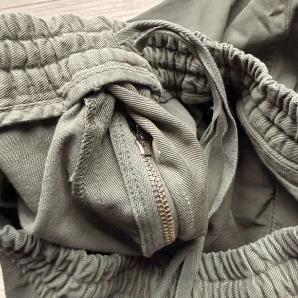 green-grey carhartt wip flint pants - size medium - Picture 4 of 4